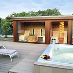 Favorite Parkhotel Hotel