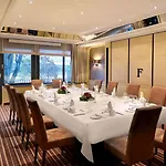 Favorite Parkhotel 4*