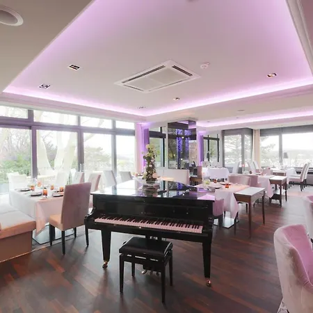 Otel Favorite Parkhotel
