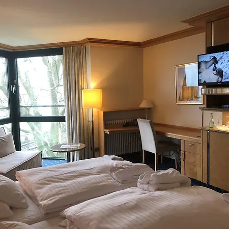 Favorite Parkhotel I - Business - Fine Dining 4*