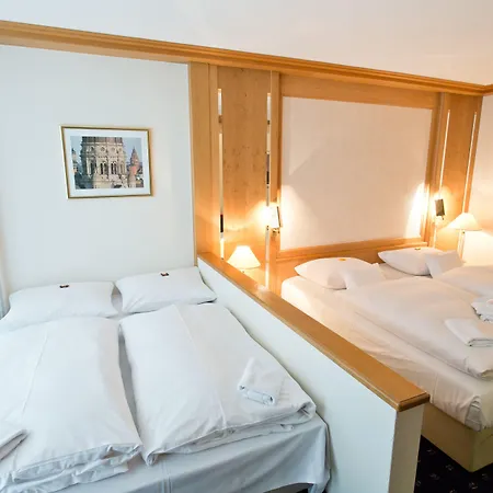 Favorite Parkhotel Ξενοδοχείο 4*