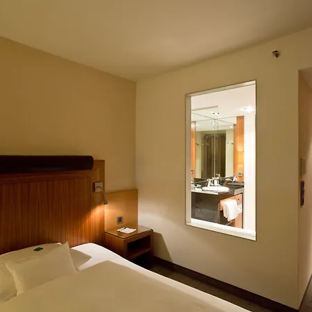 Ξενοδοχείο Favorite Parkhotel 4*