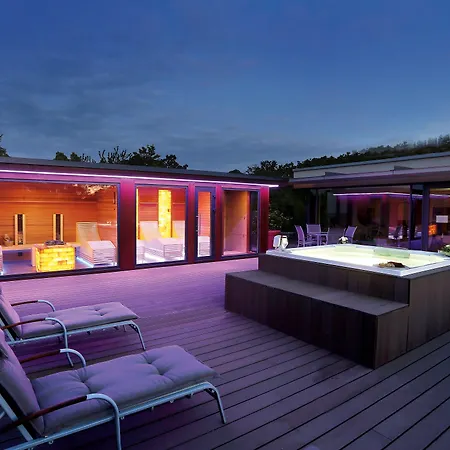 Favorite Parkhotel I - Business - Fine Dining 4*