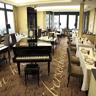 Hotel Favorite Parkhotel I - Business - Fine Dining 4*