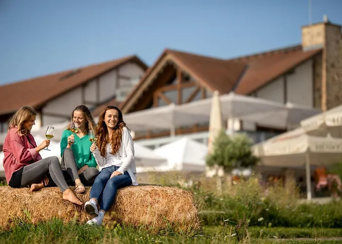 Favorite Parkhotel Hotel 4*