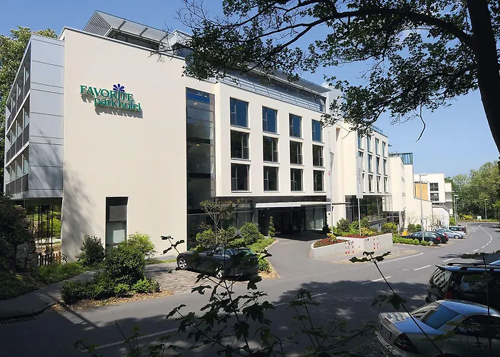 מלון Favorite Parkhotel