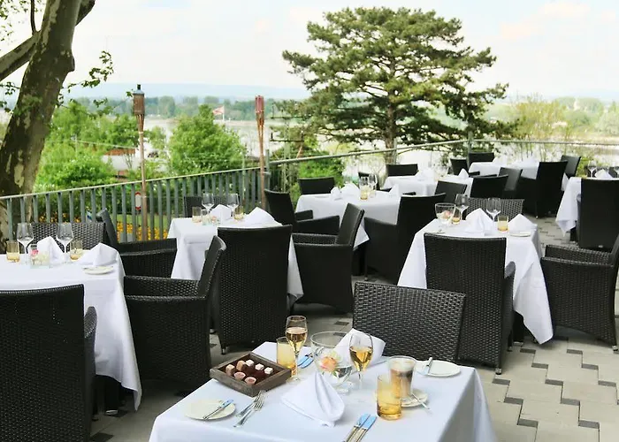 Favorite Parkhotel 4*